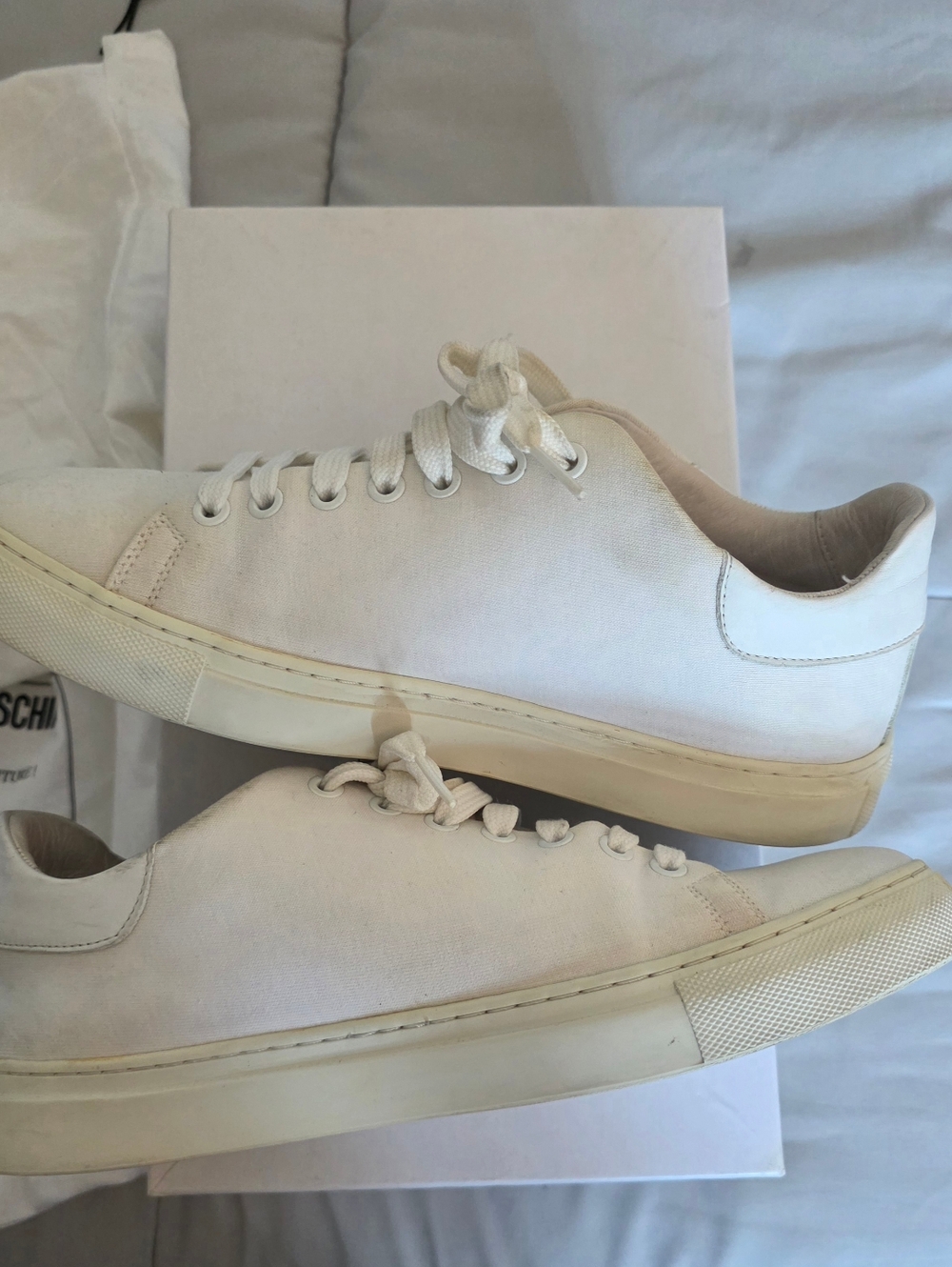 Moschino White Sneakers with Gold Logo Detailing - Picture 3 of 5